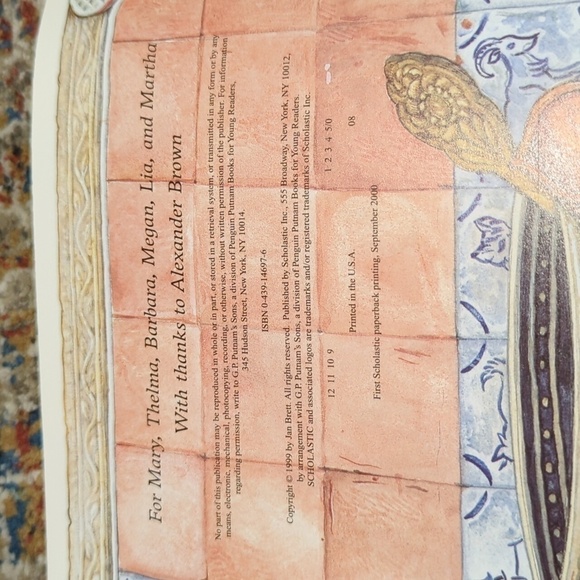 Jan Brett Gingerbread Baby Paperback 2000 - Picture 4 of 5